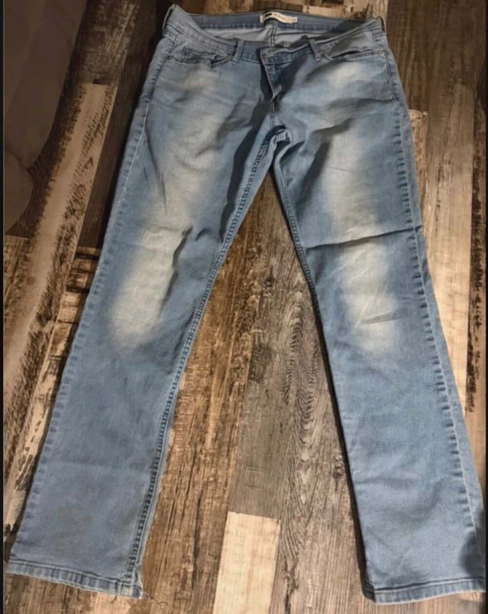 Levi's Light Wash Stretch Denim Jeans